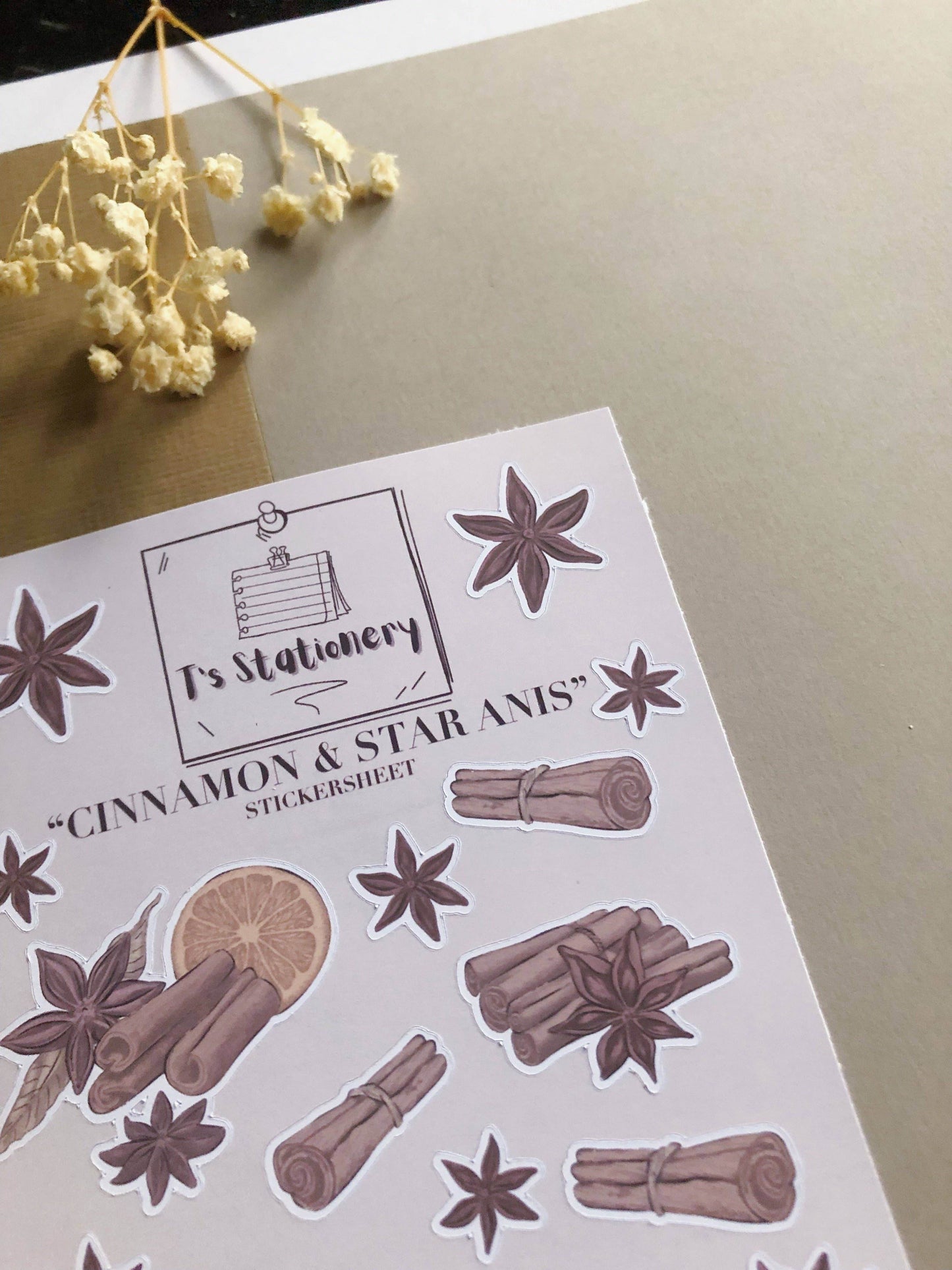 T's Stationery - „Kaneel en steranijs” - The Dreamer's Bookshop.