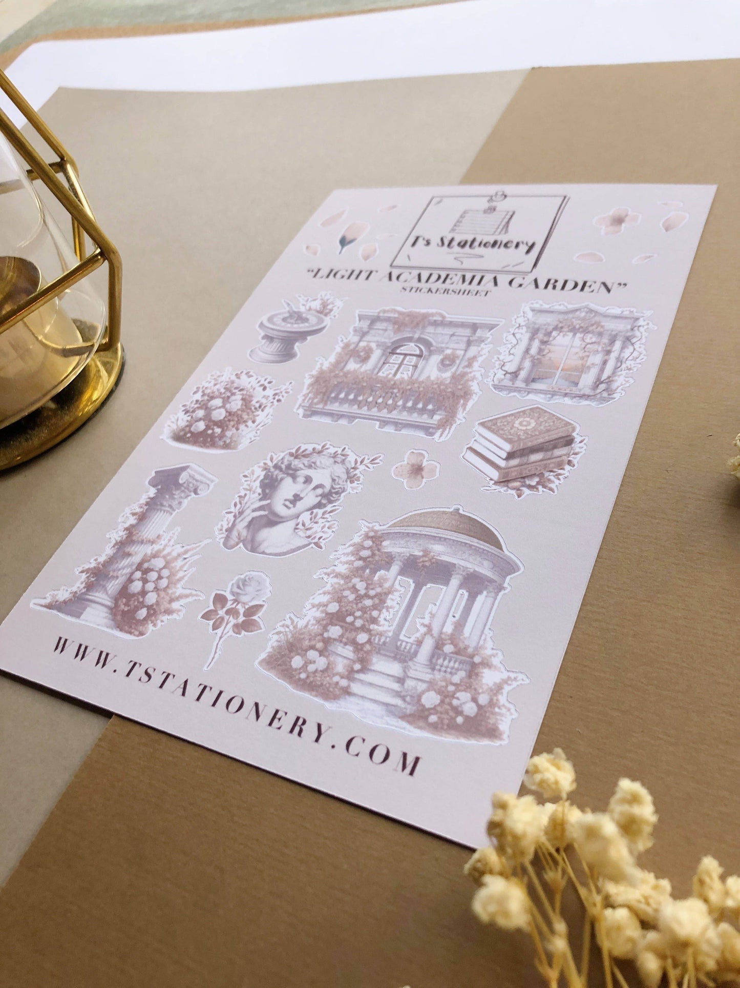 T's Stationery - Stickervel „Light Academia Garden” - The Dreamer's Bookshop.