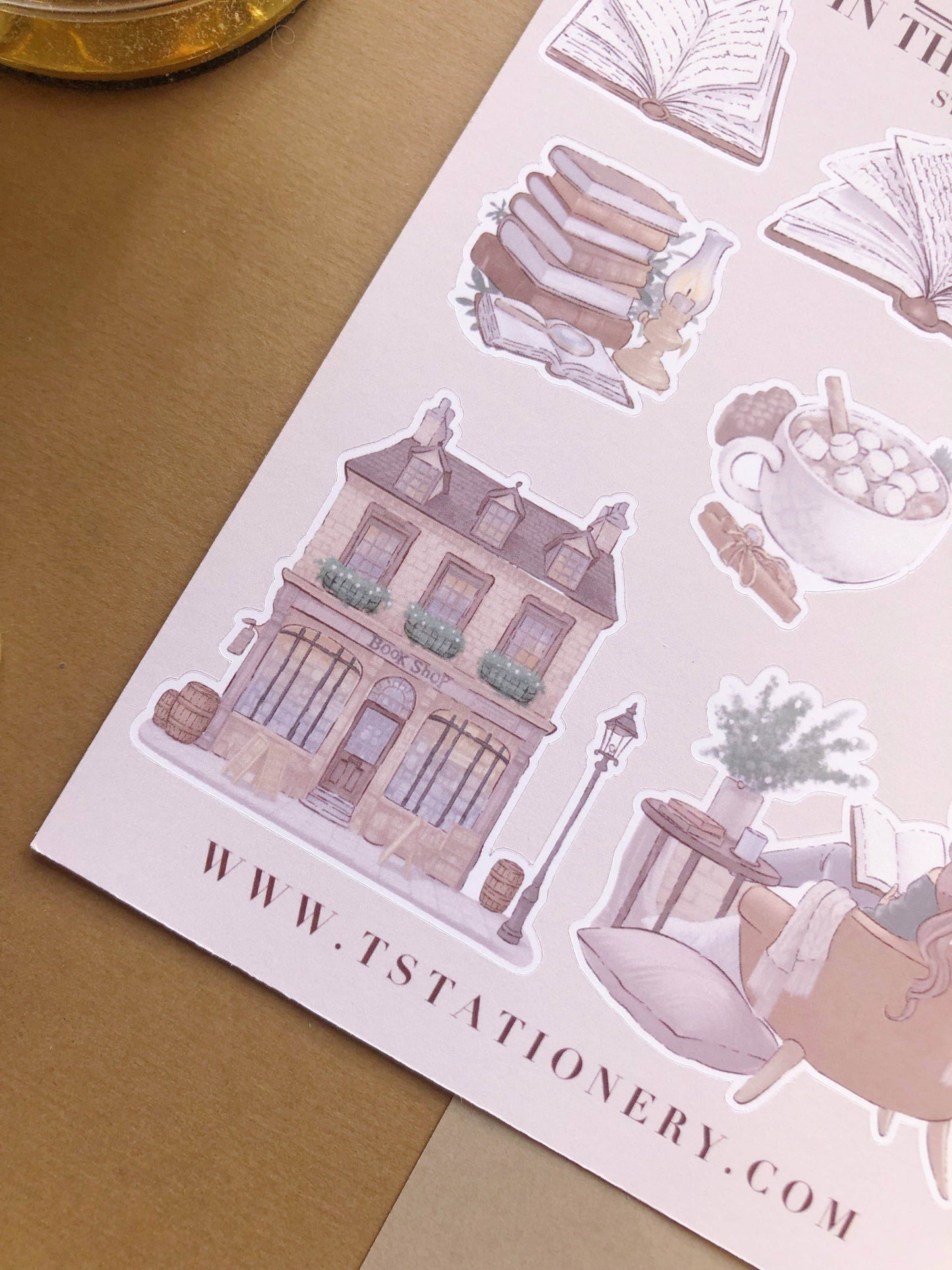 T's Stationery - Stickervel „In The Bookshop” - The Dreamer's Bookshop.