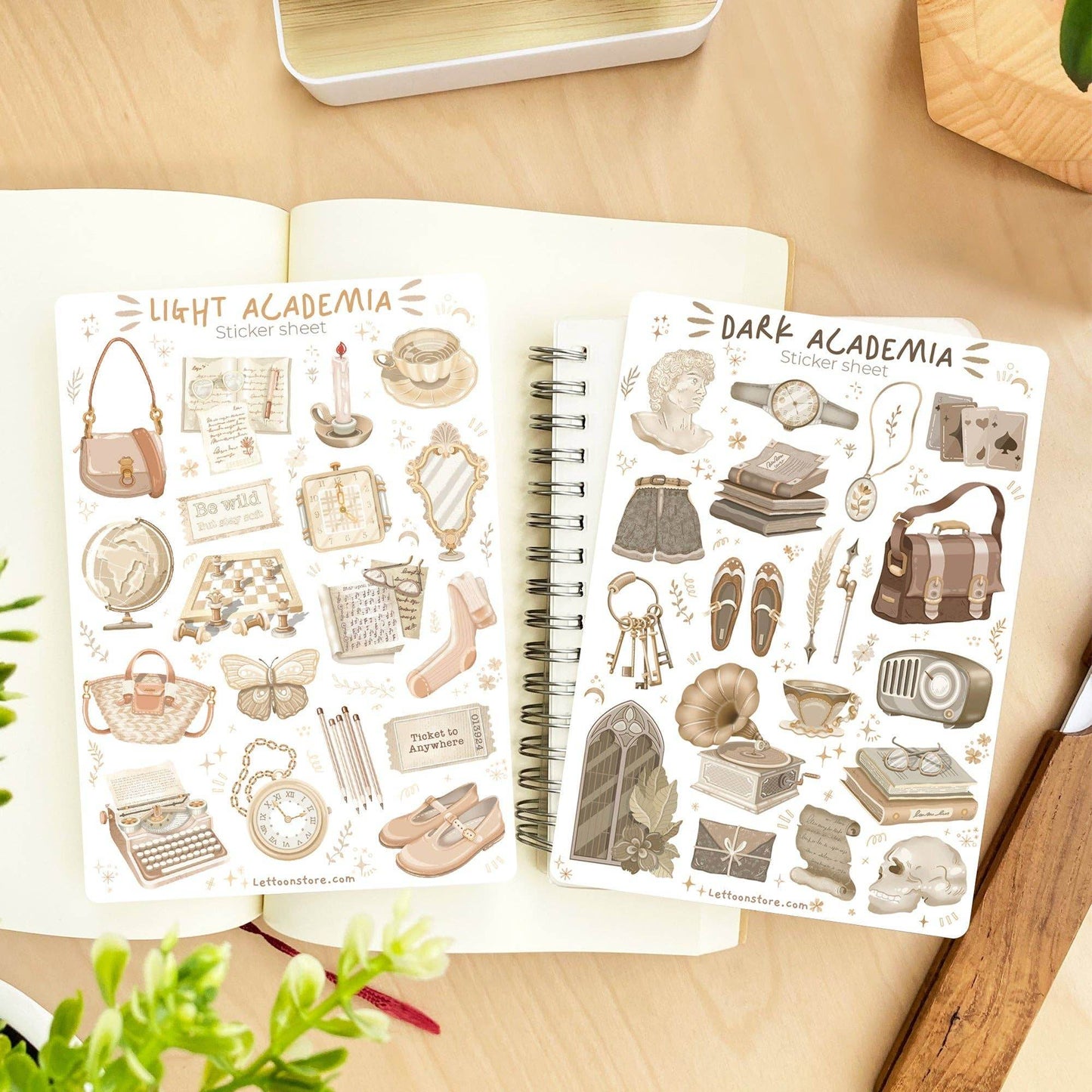 LETTOOn - Stickervel - Dark & Light Academia - The Dreamer's Bookshop.