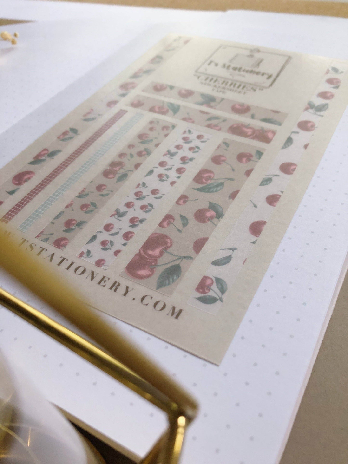 T's Stationery - Stickerveltape „Cherry” (WASHI) - The Dreamer's Bookshop.