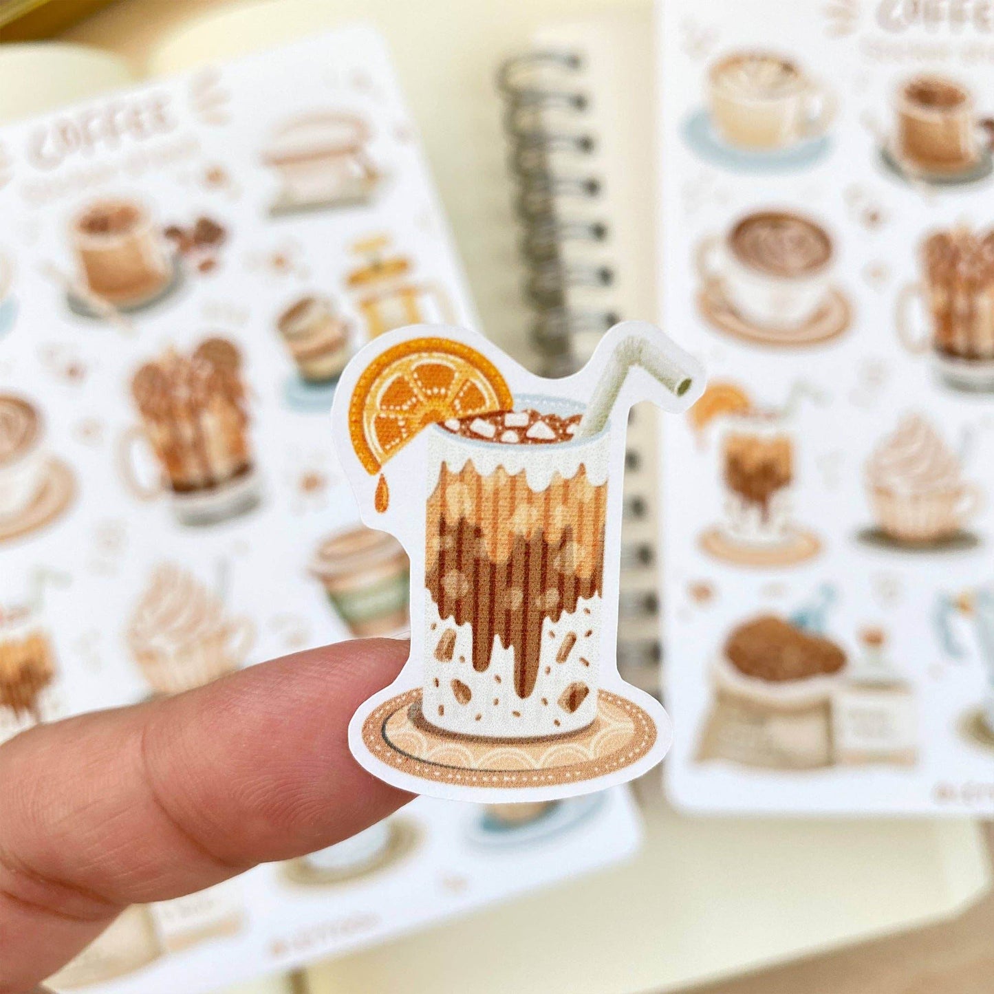 LETTOOn - Stickervel - Koffie - The Dreamer's Bookshop.