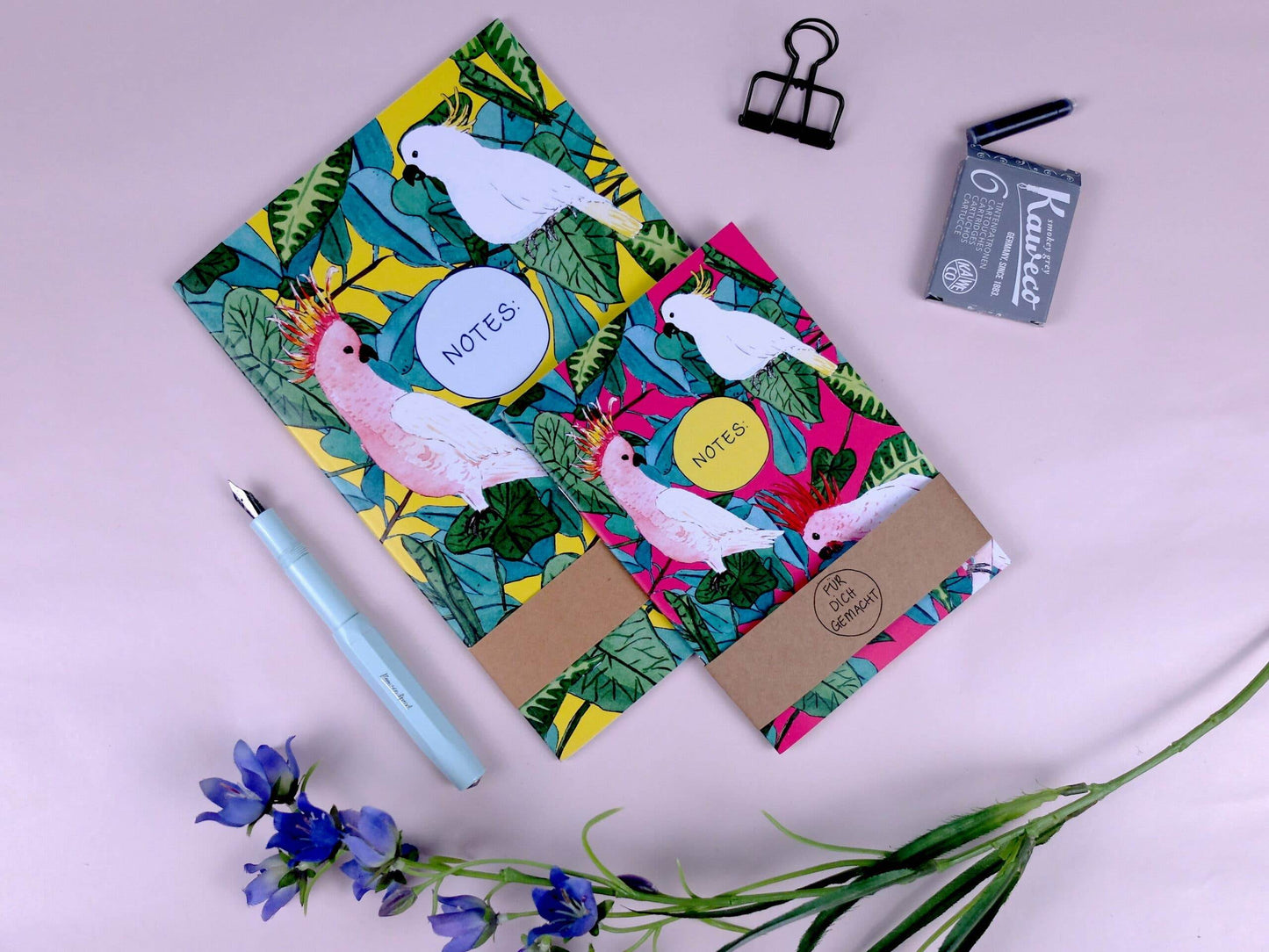 Wonder Of Today - A6 notitieboek voor roze papegaaien - The Dreamer's Bookshop.