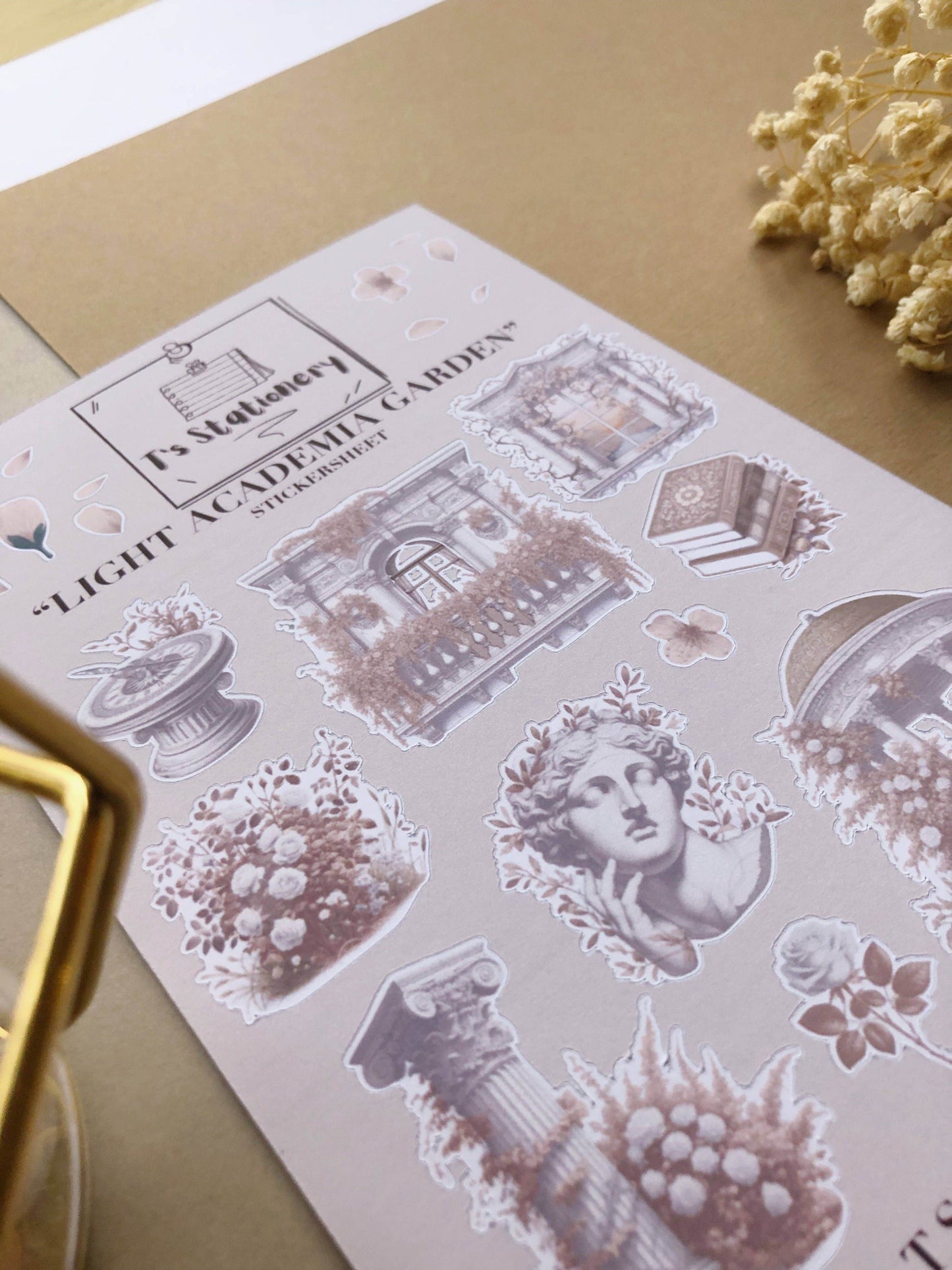 T's Stationery - Stickervel „Light Academia Garden” - The Dreamer's Bookshop.