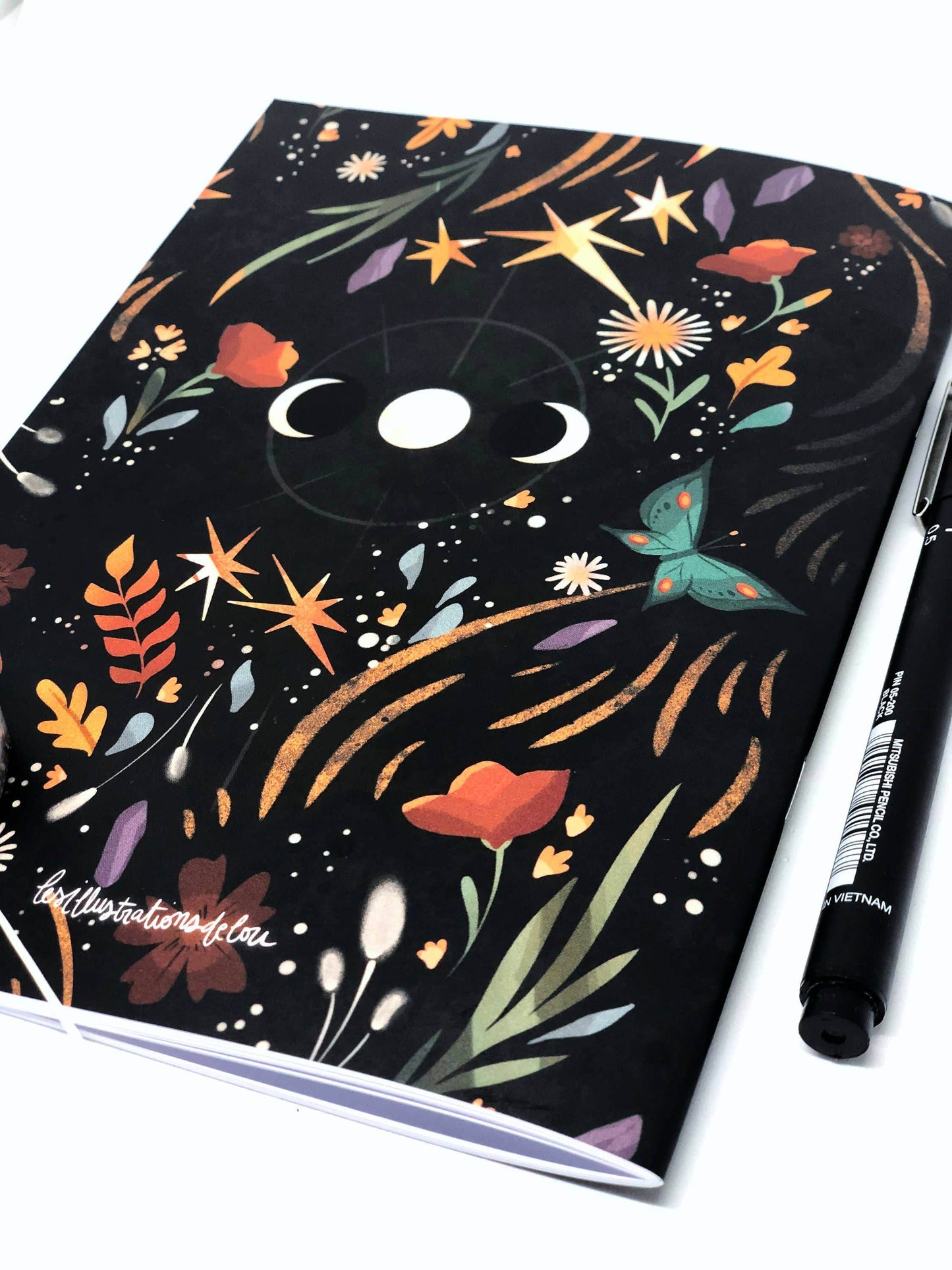 A5-notitieboek: Seek Magic Everyday - The Dreamer's Bookshop.