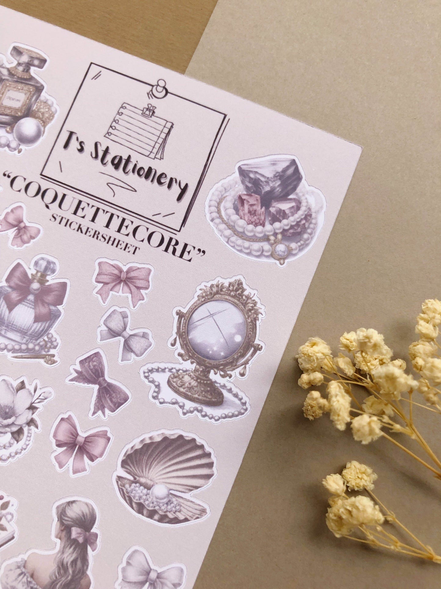 T's Stationery - Stickervel „Coquettecore” - The Dreamer's Bookshop.