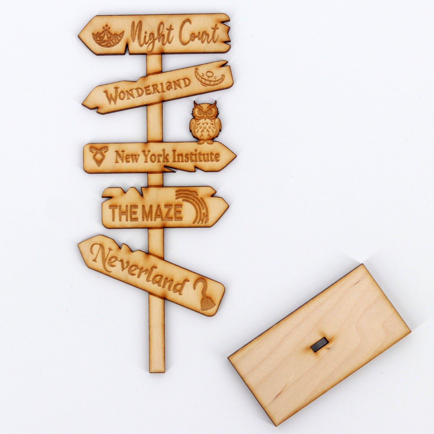 Bookish Goods - Wegwijzer Bordje Populaire boeken - The Dreamer's Bookshop.