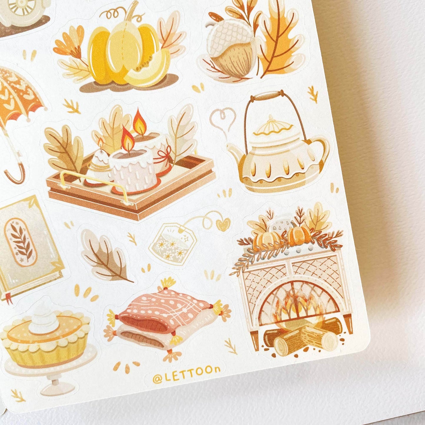 LETTOOn - Stickervel - Autumn in my Heart - The Dreamer's Bookshop.
