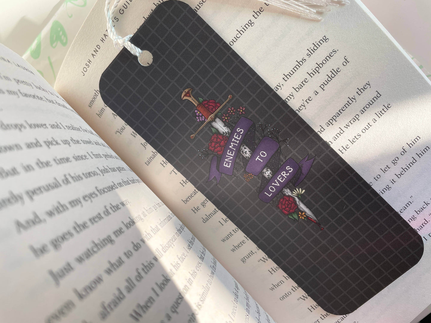 Magic&Books - Vijanden to Lovers Bookmark - The Dreamer's Bookshop.