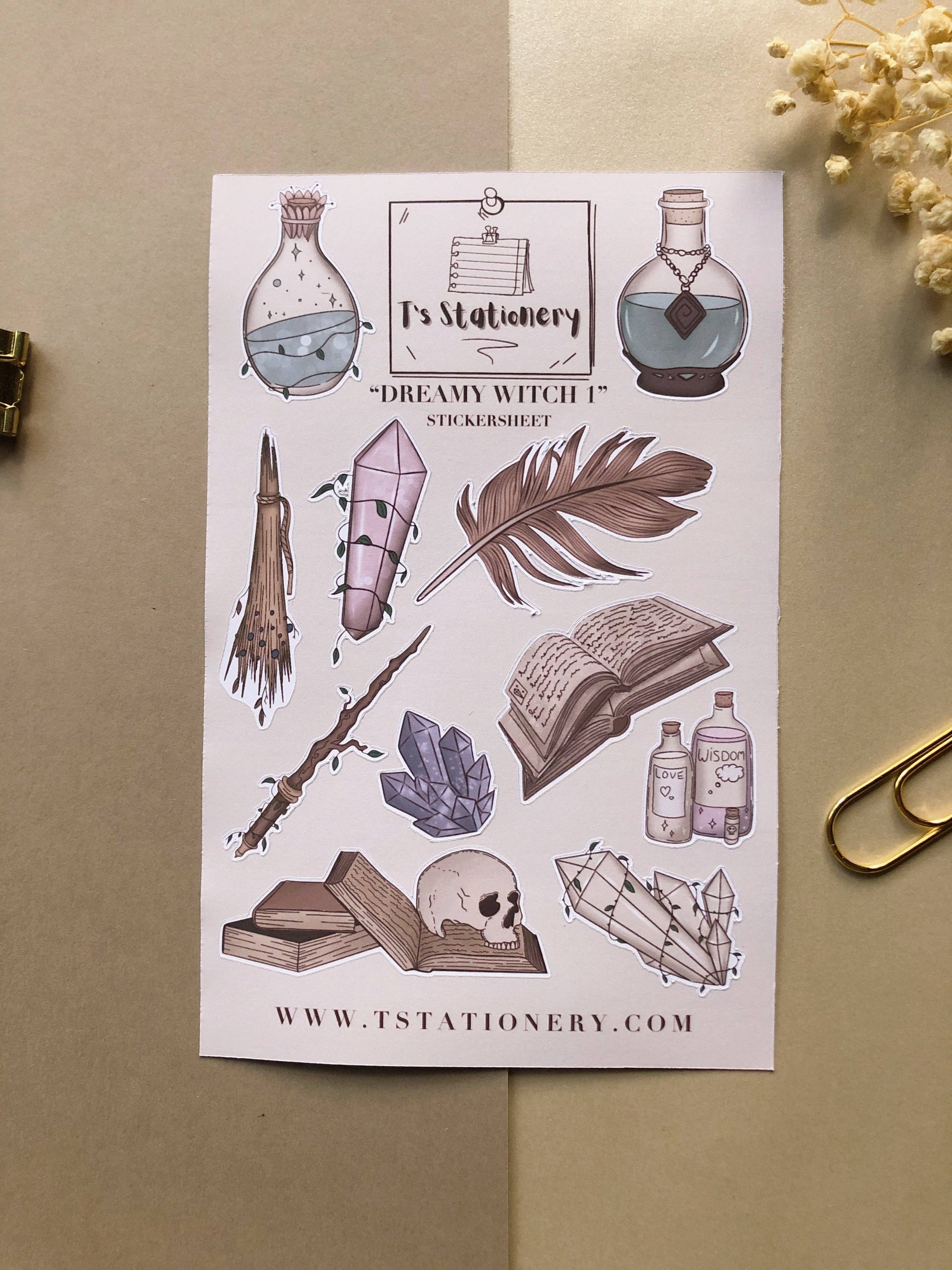 T's Stationery - „Dromerige heks 1" - The Dreamer's Bookshop.