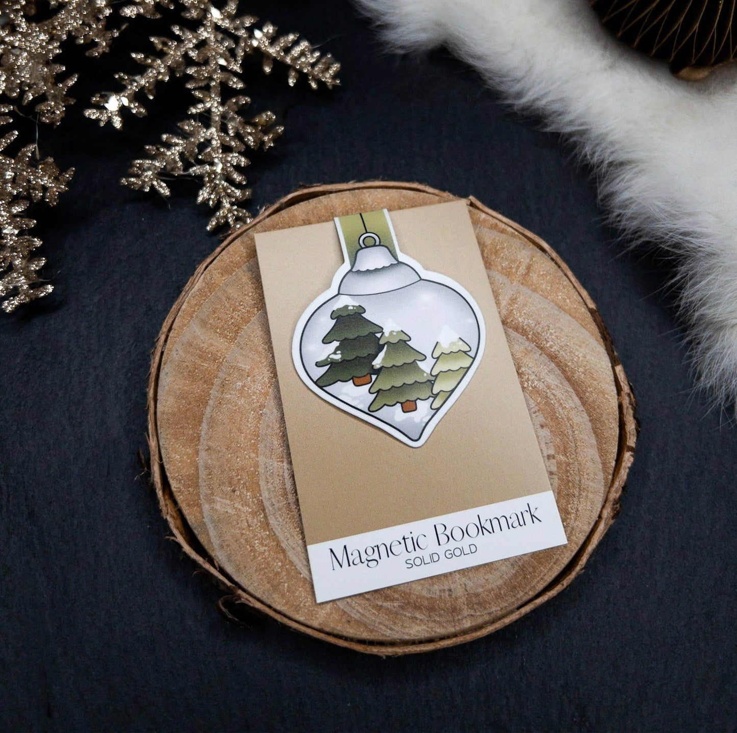 Solid Gold / Naja-Marie Baumann - Kerstornament - Magnetische Boekenlegger - The Dreamer's Bookshop.