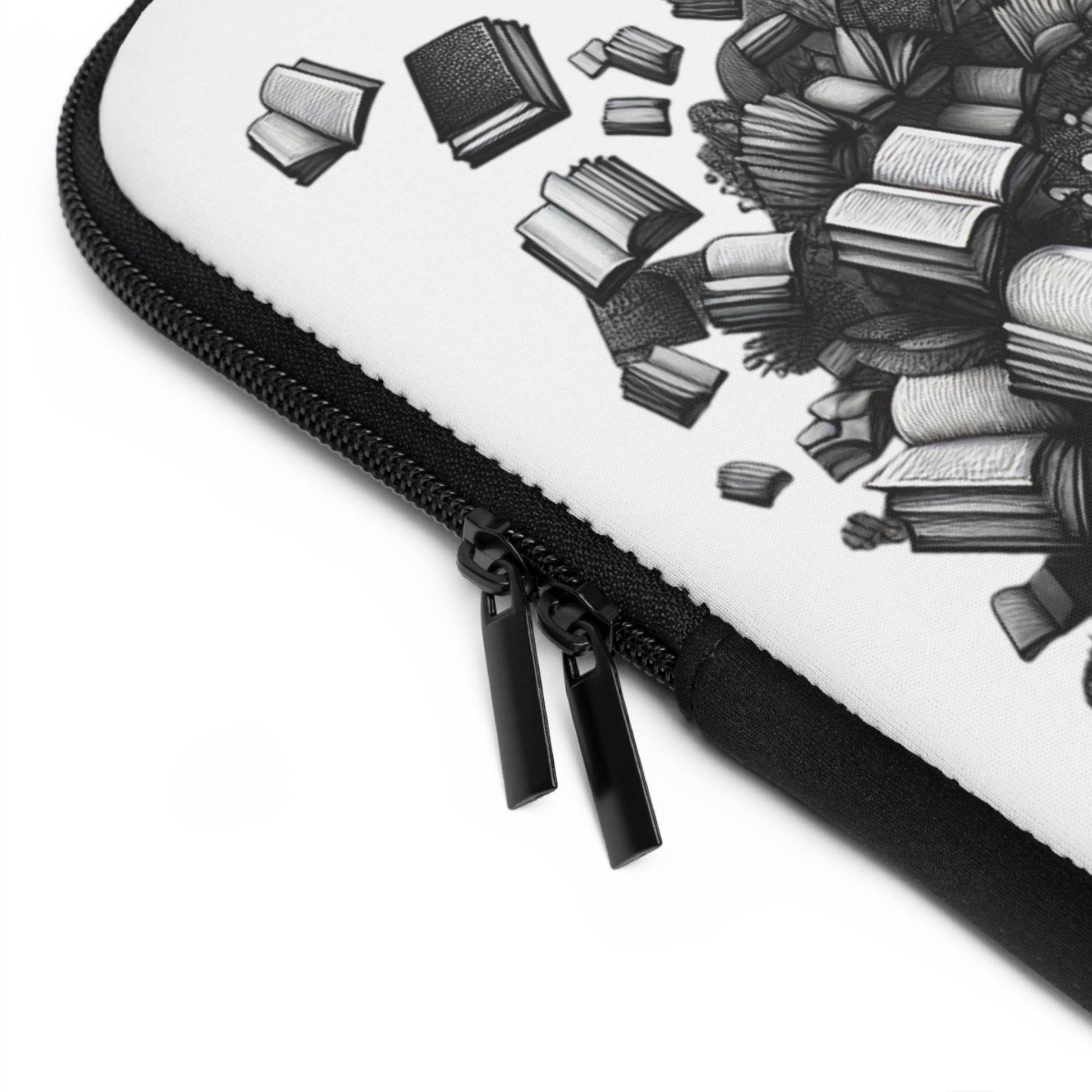 Books are always on my mind Laptop Sleeve - Perfect for Book Lovers and Students - The Dreamer's Bookshop.