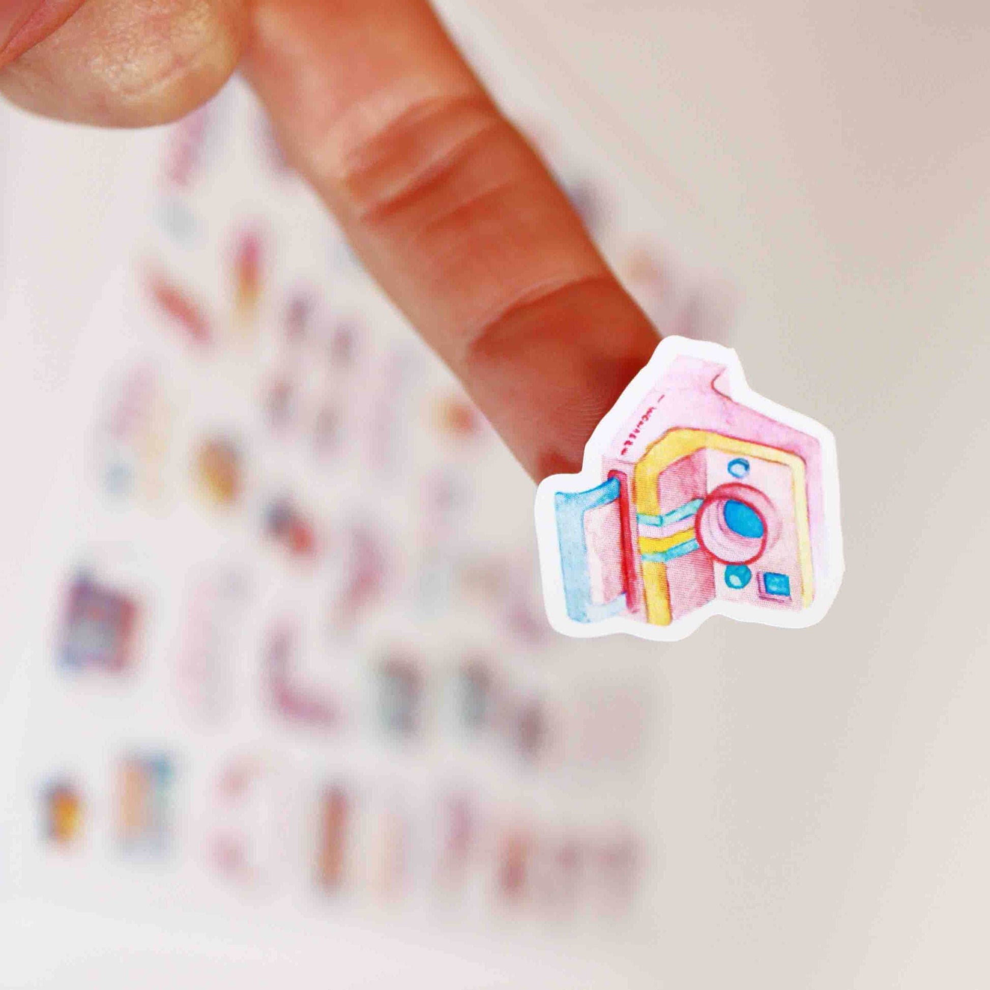 Very Wonder di Chiara Veri - Stickers - 80's Fever - The Dreamer's Bookshop.