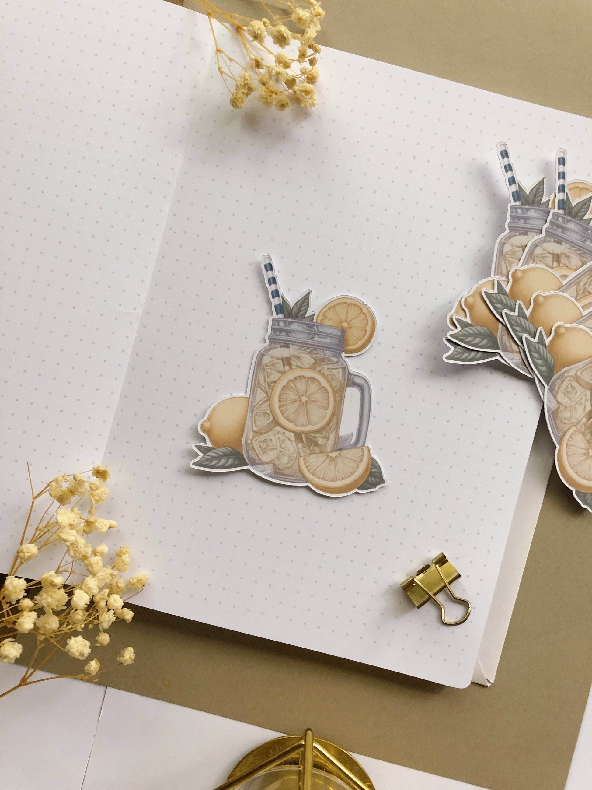 T's Stationery - Gestanste sticker „Lemonade” - The Dreamer's Bookshop.