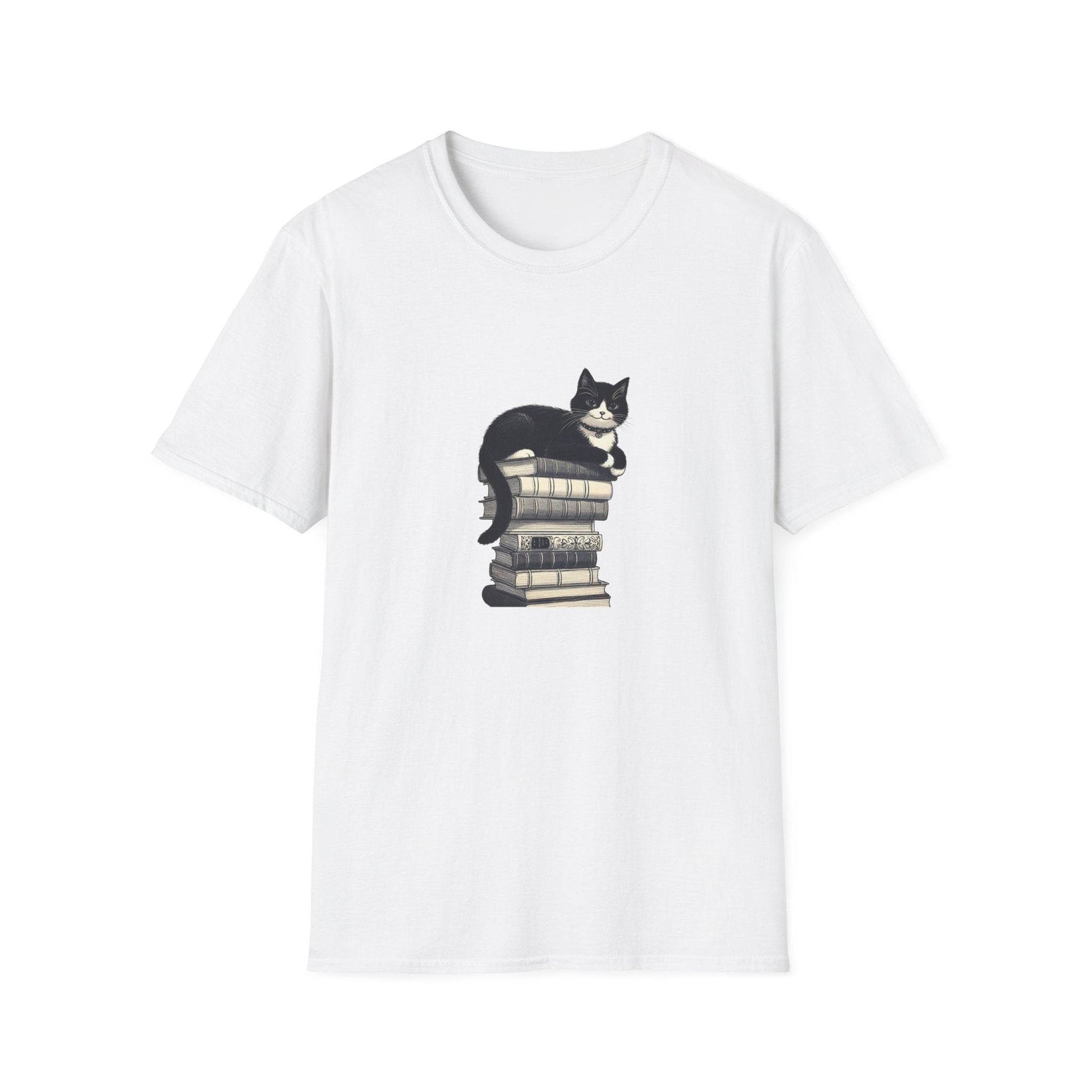 Unisex Softstyle T-Shirt - Vintage Cat Book Stack Booklover - The Dreamer's Bookshop.