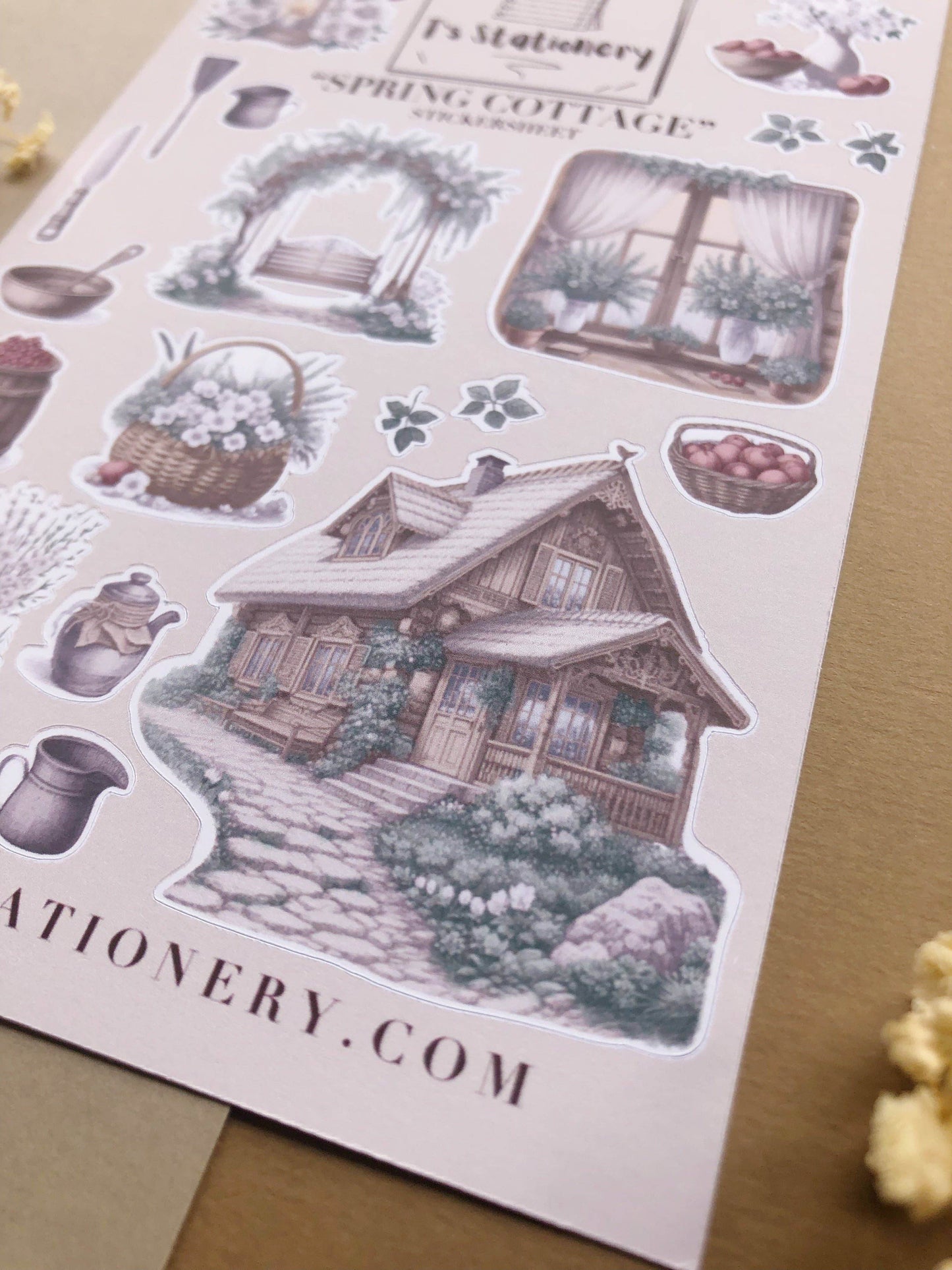 T's Stationery - Stickervel „Spring Cottage” - The Dreamer's Bookshop.