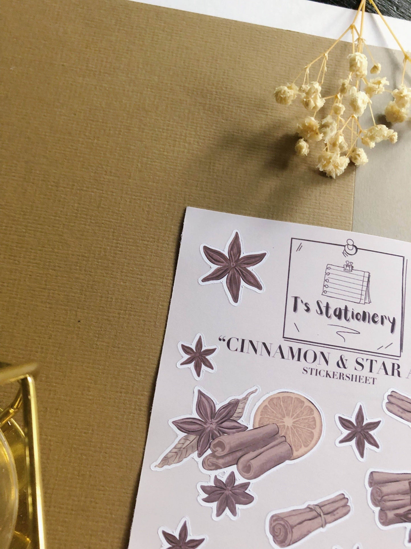 T's Stationery - „Kaneel en steranijs” - The Dreamer's Bookshop.