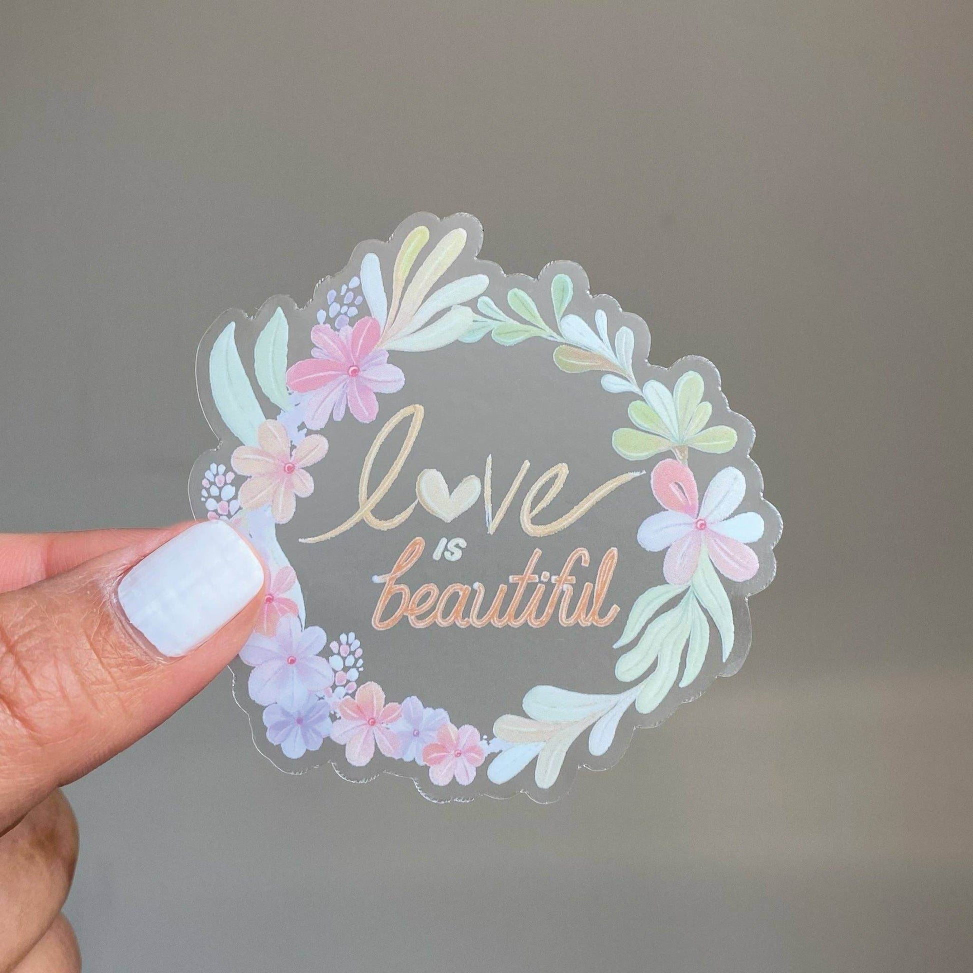 LETTOOn - Heldere vinylsticker - Liefde is mooi - The Dreamer's Bookshop.