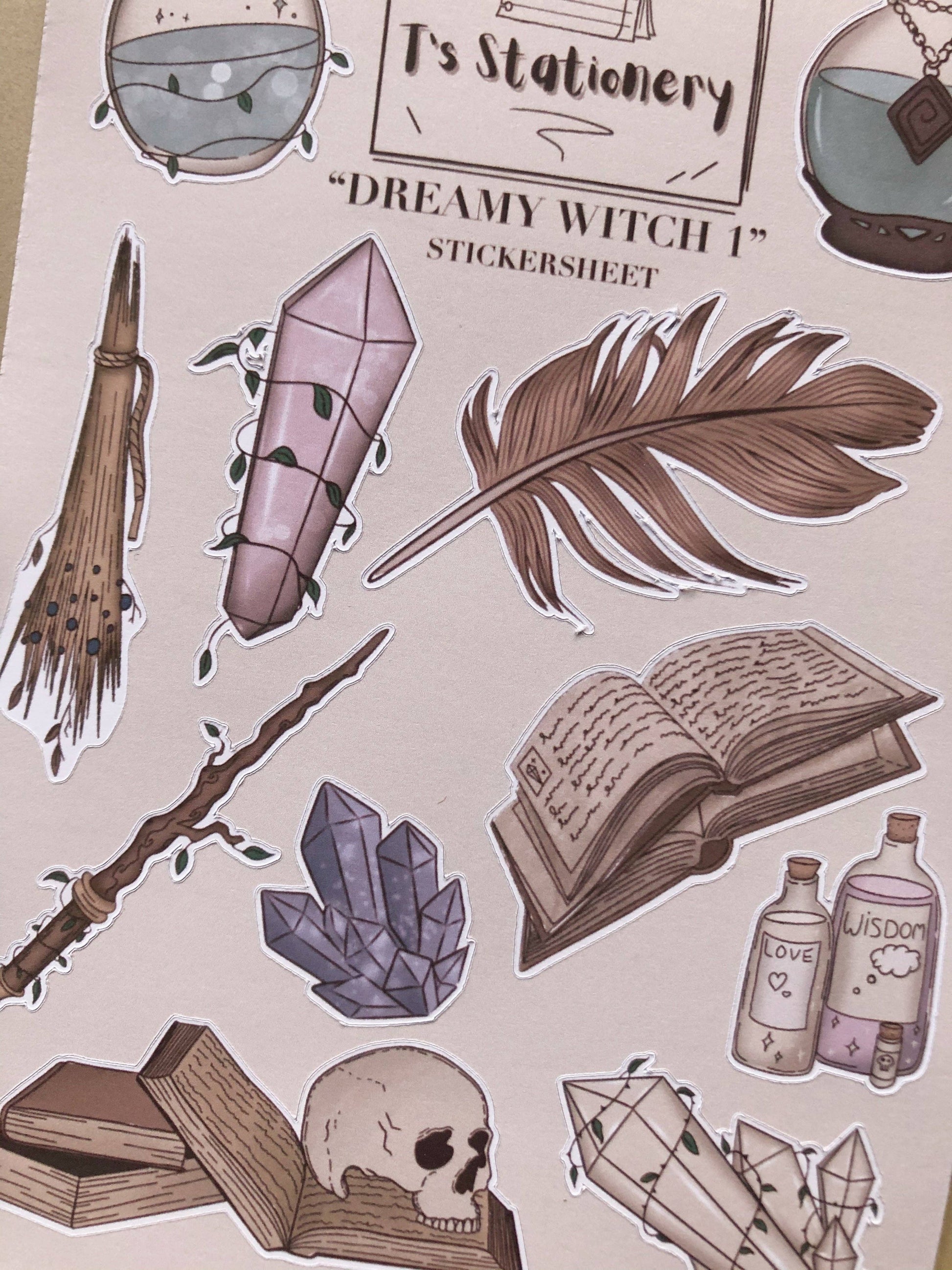 T's Stationery - „Dromerige heks 1" - The Dreamer's Bookshop.