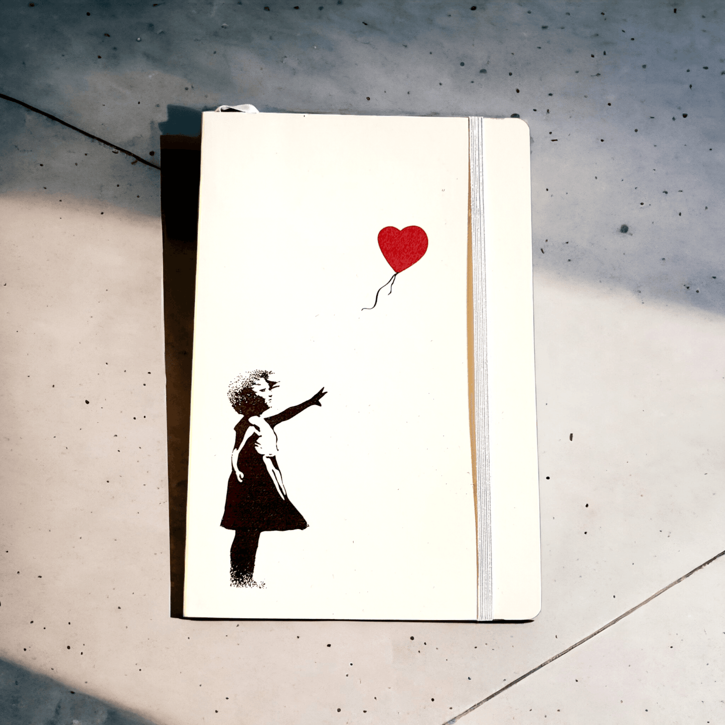 Banksy's Graffiti - Banksy A5 Soft-Touch Notitieboek - Meisje met rode ballon - The Dreamer's Bookshop.