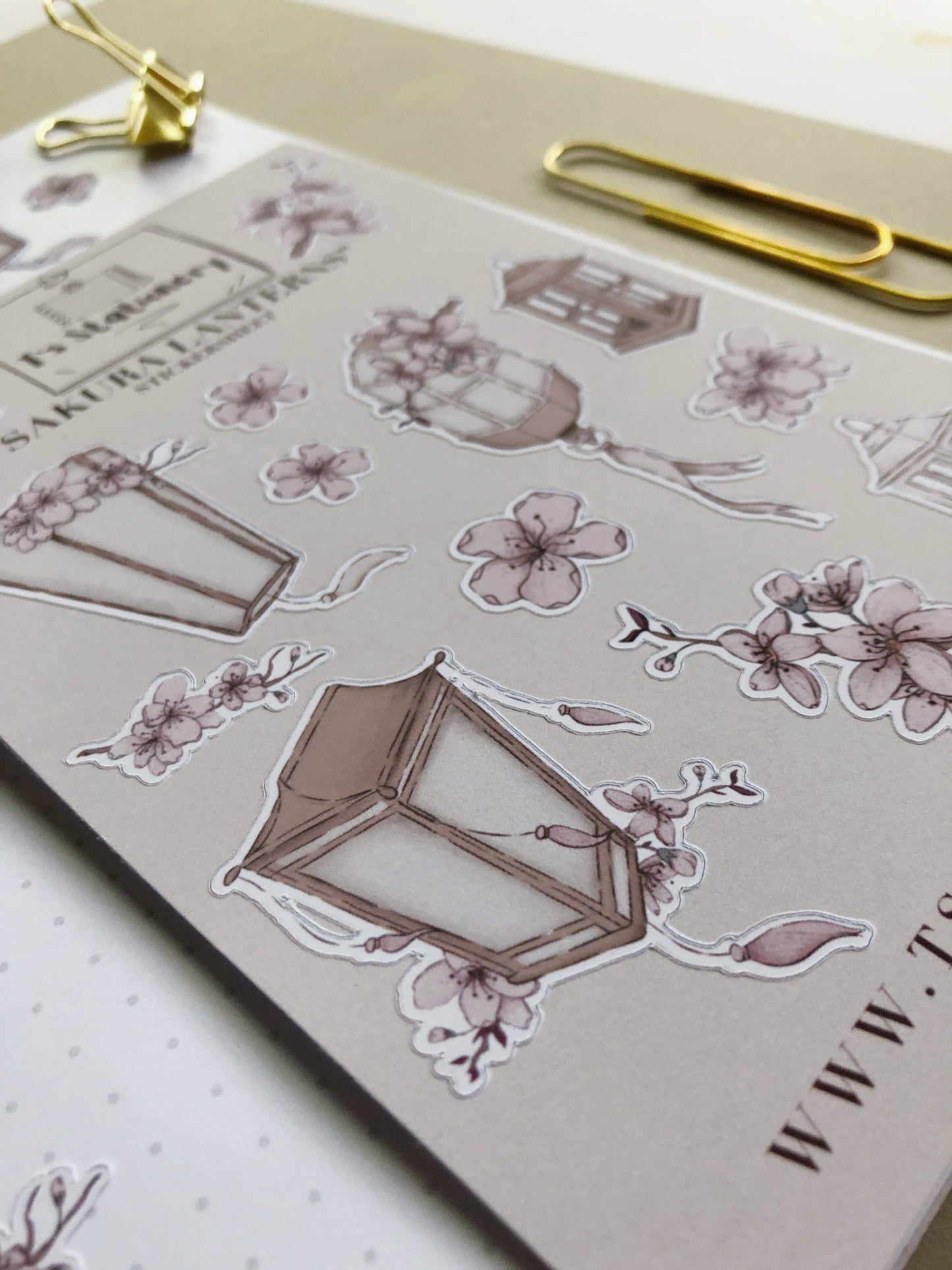 T's Stationery - „Sakura-lantaarns” - The Dreamer's Bookshop.