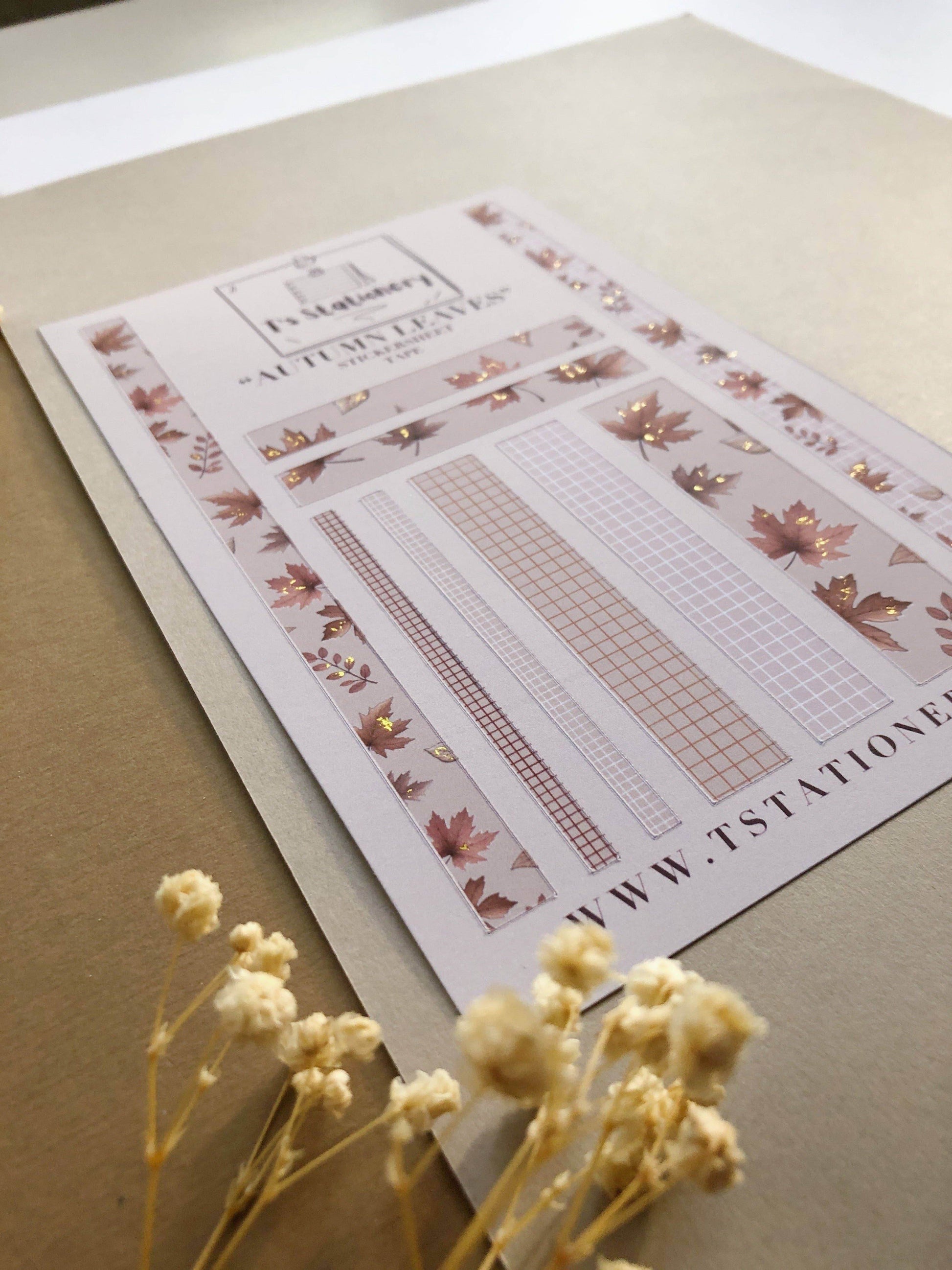 T's Stationery - Stickertape met goudfolie „Autumnal Leaves” (kastanjebruin) - The Dreamer's Bookshop.