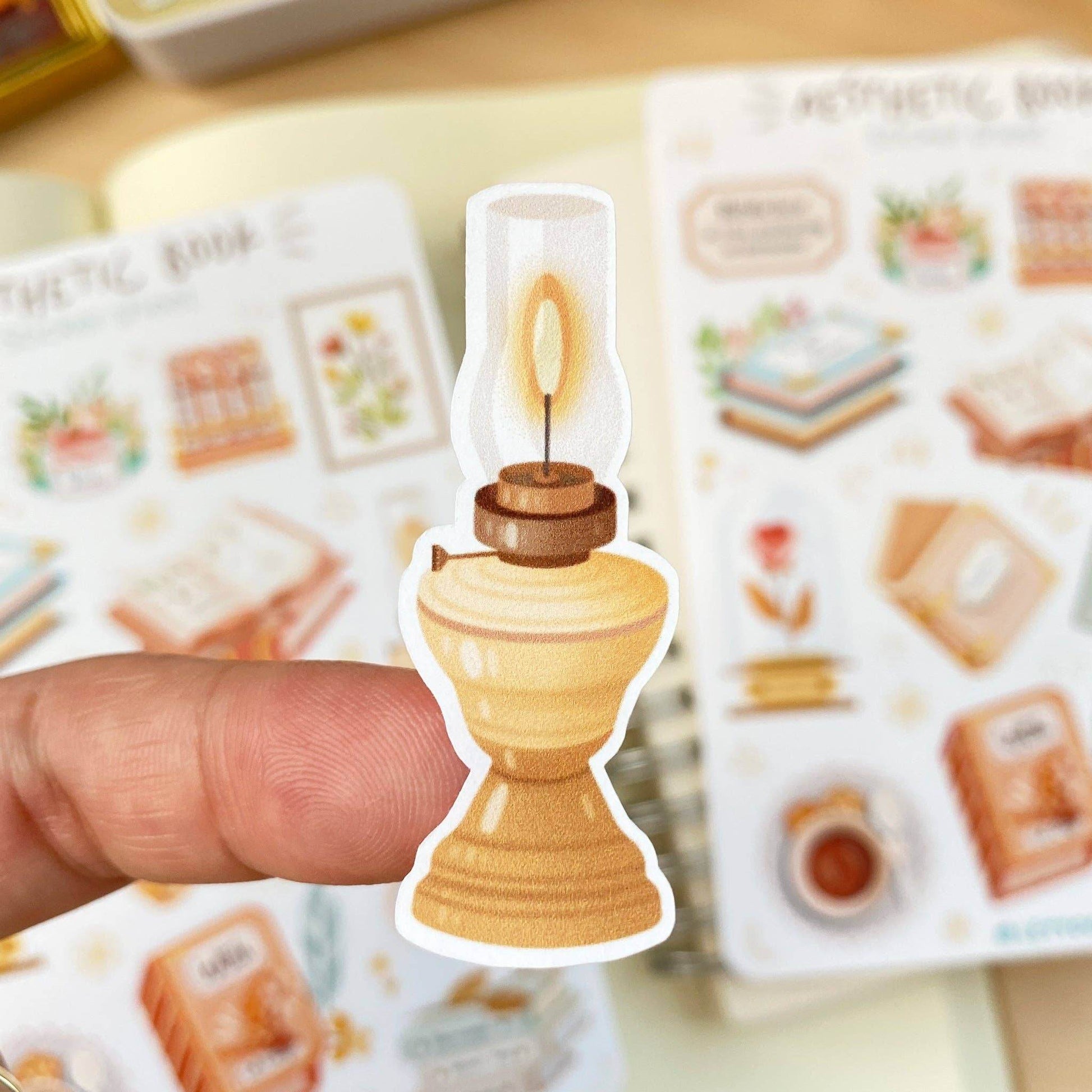 LETTOOn - Stickervel - Esthetisch boek - The Dreamer's Bookshop.