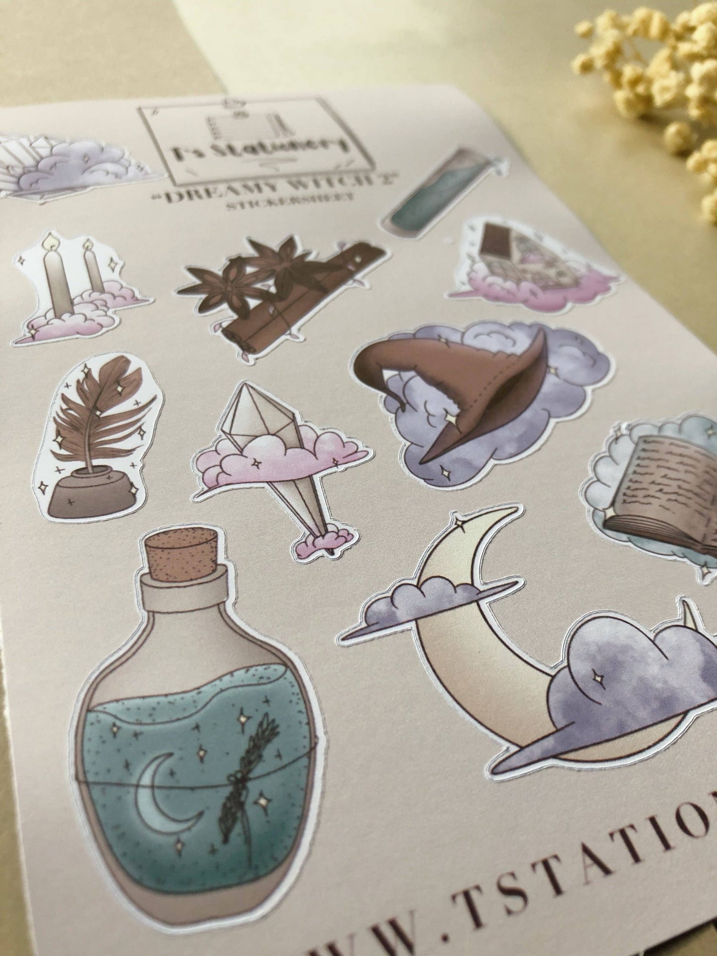 T's Stationery - „Dromerige heks 2" - The Dreamer's Bookshop.