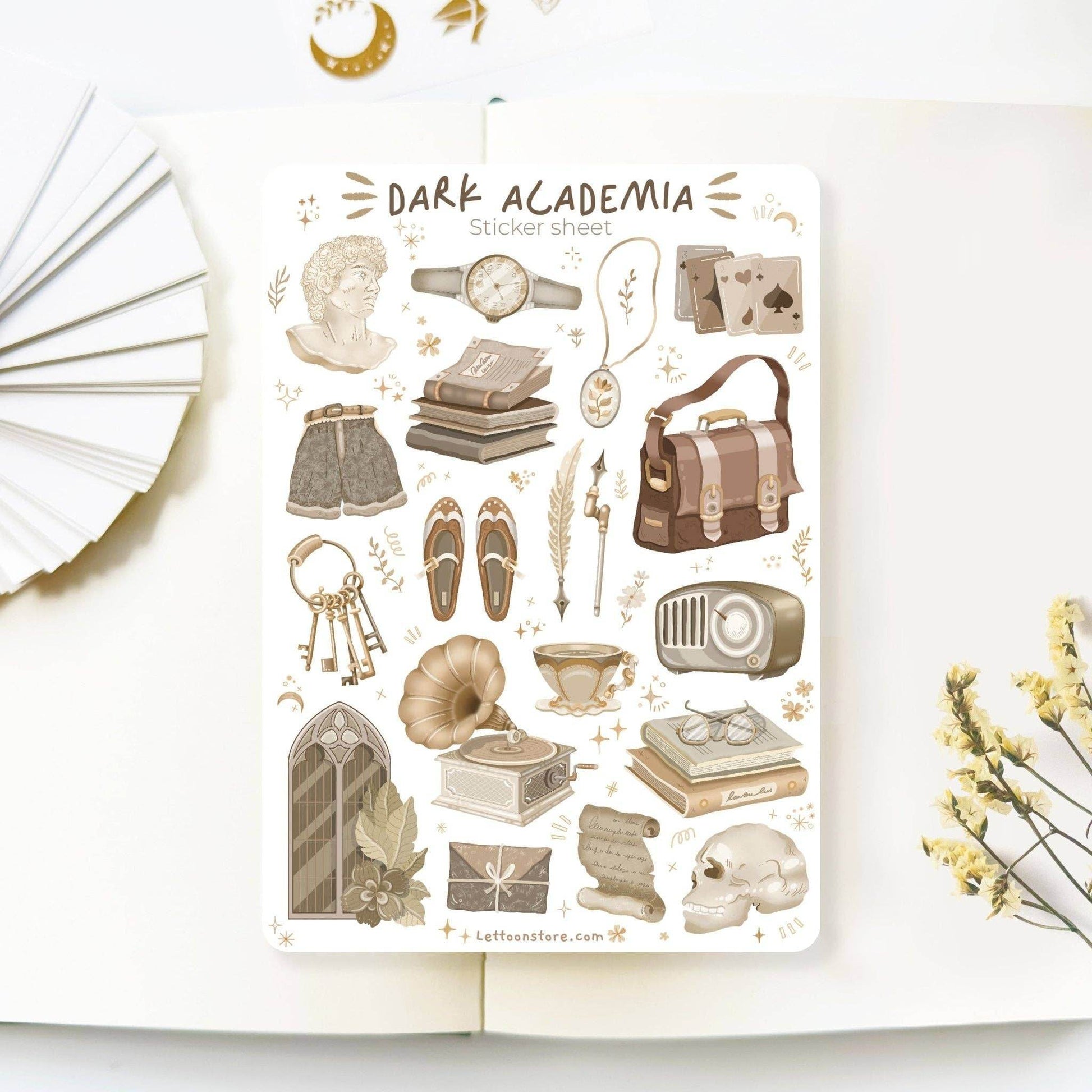 LETTOOn - Stickervel - Dark & Light Academia - The Dreamer's Bookshop.